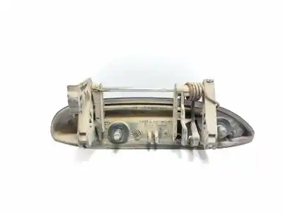 Second-hand car spare part exterior left rear door handle for renault clio ii fase ii (b/cb0) authentique oem iam references 7700426086