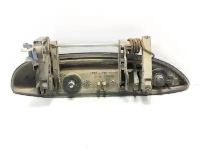 Second-hand car spare part exterior left front door handle for renault clio ii fase ii (b/cb0) authentique oem iam references 7700426086  