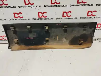 Pièce détachée automobile d'occasion enjoliveur arrière pour renault kangoo (f/kc0) authentique références oem iam 7700804869  