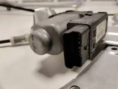 Автозапчасти б/у регулятор стекла переднего левого за renault clio iii 20 aniversario ссылки oem iam 8200843590  