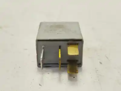 Peça sobressalente para automóvel em segunda mão relé para automóvel por toyota corolla (e12) 2.0 d-4d linea sol berlina referências oem iam 9008087019