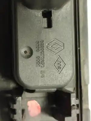İkinci el araba yedek parçası dis kapi kolu için renault clio ii fase ii (b/cb0) authentique oem iam referansları 8200076256  