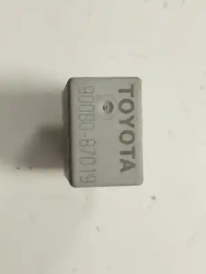 Second-hand car spare part relay for toyota corolla (e12) 2.0 d-4d linea sol berlina oem iam references 9008087019  