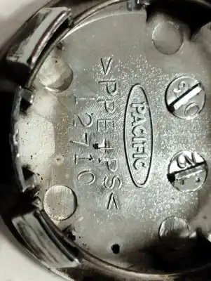 Автозапчасти б/у колпачки ​​ступицы за TOYOTA COROLLA (E12) 1.6 16V ссылки OEM IAM 4260212650  