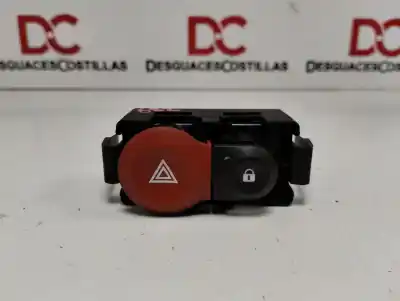 Second-hand car spare part hazard warning lights for renault clio iii exception oem iam references 8200214896a  