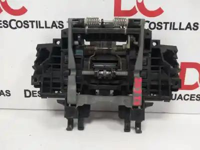 Pezzo di ricambio per auto di seconda mano maniglia esterna posteriore destra per audi a8 d3 (4e2, 4e8) 4.2 tdi quattro riferimenti oem iam 4e0839885m  4e0839886m / 4e1837885m / 4e2837886m