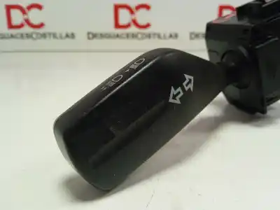 Peça sobressalente para automóvel em segunda mão COMUTADOR DE PISCAS  por FORD FOCUS BERLINA (CAP)  Referências OEM IAM 17D940A  