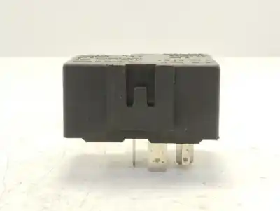 Second-hand car spare part relay for volvo serie 940 berlina/familiar 2.3 gle berlina 135 cv / 99 kw oem iam references 3523739