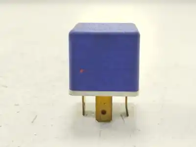 Second-hand car spare part relay for volvo serie 940 berlina/familiar 2.3 gle berlina 135 cv / 99 kw oem iam references 9130270