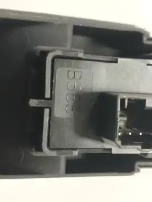 Peça sobressalente para automóvel em segunda mão botão / interruptor elevador vidro dianteiro direito por alfa romeo mito (145) distinctive referências oem iam 0156085172