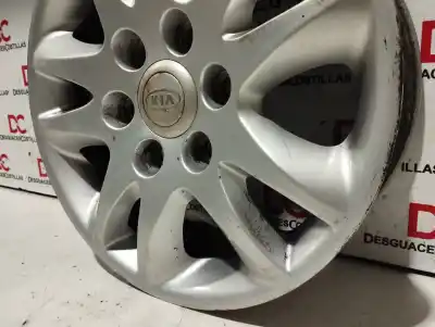 Pezzo di ricambio per auto di seconda mano cerchione in lega per kia carnival 2.9 crdi vgt ex 185 cv / 136 kw riferimenti oem iam 529104d250  