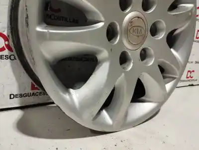Pezzo di ricambio per auto di seconda mano cerchione in lega per kia carnival 2.9 crdi vgt ex 185 cv / 136 kw riferimenti oem iam 529104d250  