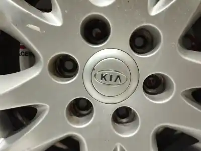 Pezzo di ricambio per auto di seconda mano cerchione in lega per kia carnival 2.9 crdi vgt ex 185 cv / 136 kw riferimenti oem iam 529104d250  