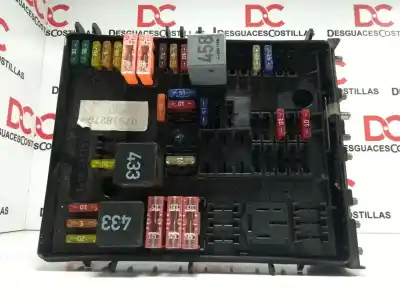 Pezzo di ricambio per auto di seconda mano scatola relè/fusibili per volkswagen golf v berlina (1k1) conceptline (e) riferimenti oem iam 1k0937124h  