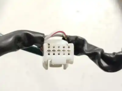 Peça sobressalente para automóvel em segunda mão comandos do volante por toyota verso active referências oem iam 451000f220  