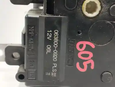 Peça sobressalente para automóvel em segunda mão motor de abertura da comporta de sofagem por toyota verso active referências oem iam 0638000920  