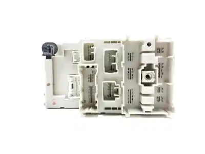 Peça sobressalente para automóvel em segunda mão Caixa De Fusíveis E Relés por TOYOTA RAV 4 (A2) 1.8 16V CAT Referências OEM IAM 8273342080  