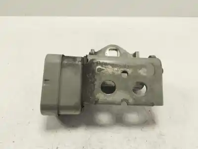 Second-hand car spare part hinge for renault scenic ii grand dynamique oem iam references 8200885636  