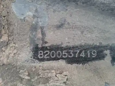 Piesă de schimb auto la mâna a doua Traversã Interioarã pentru RENAULT CLIO III 20 Aniversario Referințe OEM IAM 8200537419  