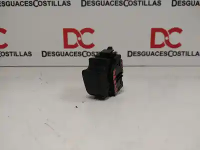 Peça sobressalente para automóvel em segunda mão Botão / Interruptor Elevador Vidro Dianteiro Direito por TOYOTA COROLLA (_E12_) 1.4 D (NDE120_) Referências OEM IAM 8481002041  