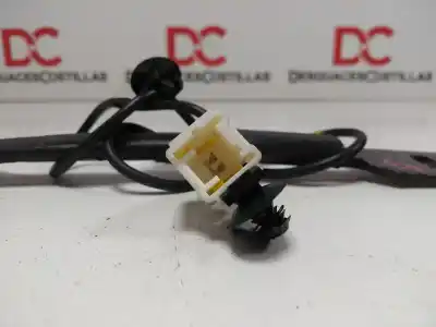 Tweedehands auto-onderdeel riemhaak rechts voor voor peugeot 308 sw envy oem iam-referenties 8975l0