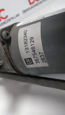 Автозапчасти б/у МОТОР ПЕРЕДНЕГО СТЕКЛООЧИСТИТЕЛЯ за OPEL CORSA D  ссылки OEM IAM 13182340 2387A 367546129 / 2637 / 405067