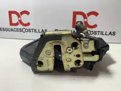Peça sobressalente para automóvel em segunda mão Fechadura Da Porta Traseira Direita por TOYOTA COROLLA (_E12_) 1.4 D (NDE120_) Referências OEM IAM   