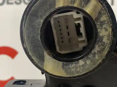 Peça sobressalente para automóvel em segunda mão fechadura da porta traseira direita por toyota corolla (_e12_) 1.4 d (nde120_) referências oem iam   