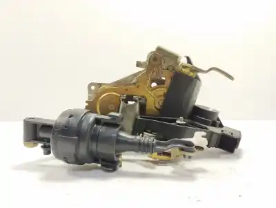 Second-hand car spare part Front Right Door Lock for MERCEDES-BENZ CLASE C (W202) BERLINA 220 CDI (202.133) 125 CV / 92 KW OEM IAM references A2027201235  