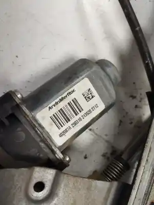 Peça sobressalente para automóvel em segunda mão elevador de vidros dianteira esquerda por renault kangoo profesional referências oem iam 807213441r