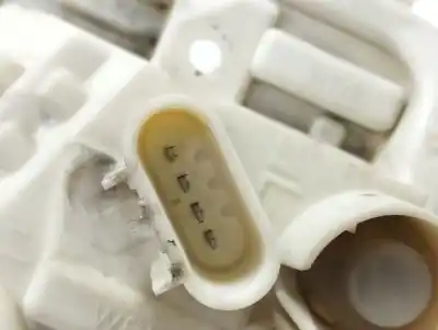 Second-hand car spare part lampholder for opel astra j lim. cosmo oem iam references 13306459  