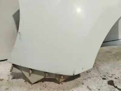 Pezzo di ricambio per auto di seconda mano parafango anteriore sinistro per renault kangoo profesional riferimenti oem iam 631010288r  