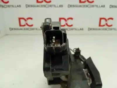 Second-hand car spare part LEFT FRONT DOOR LOCK for KIA RIO  OEM IAM references   