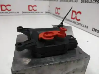 Автозапчасти б/у  за AUDI A4 BERLINA (8E)  ссылки OEM IAM 8E282051F 25070701 663826D