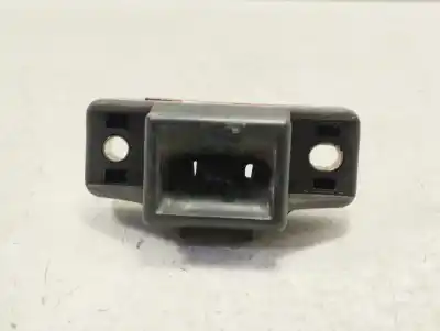Peça sobressalente para automóvel em segunda mão fechadura do mala por renault clio ii fase i (b/cbo) 1.4 alize 75 cv / 55 kw referências oem iam   