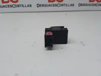 Pièce détachée automobile d'occasion COMMANDE DE LÈVE VITRE ARRIÈRE DROIT pour VOLKSWAGEN JETTA III (1K2)  Références OEM IAM 7L6959855B  
