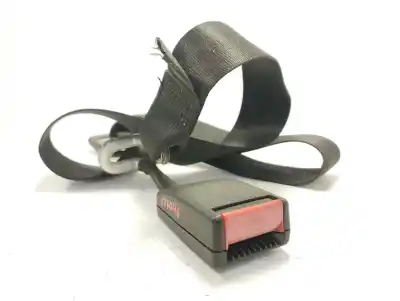 Автозапчасти б/у центральный задний ремень безопасности за OPEL CORSA C FURGONETA/HATCHBACK (X01) 1.7 DI 16V (F08, W5L) ссылки OEM IAM 33013557B  