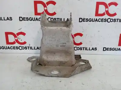 Автозапчастина б/у передня накідка шасі для RENAULT CLIO III Pack Authentique Посилання на OEM IAM 8200104186  