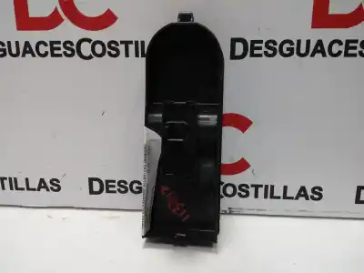 Pièce détachée automobile d'occasion COMMANDE DE LÈVE VITRE AVANT DROIT pour OPEL ASTRA GTC  Références OEM IAM 13228709  