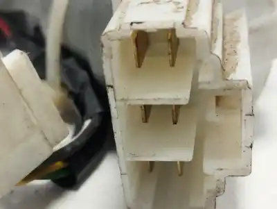 Second-hand car spare part ignition switch for kia carens ii monospace (fj) 2.0 crdi oem iam references 45261a  