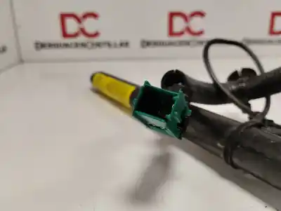 Pezzo di ricambio per auto di seconda mano pretenditore airbag destro per opel corsa c cosmo riferimenti oem iam 54240561e  