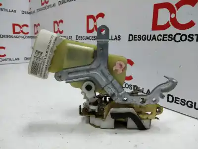 Автозапчастина б/у замок передній праві двері для TOYOTA YARIS (NCP1/NLP1/SCP1) 1.3 16V CAT Посилання на OEM IAM   