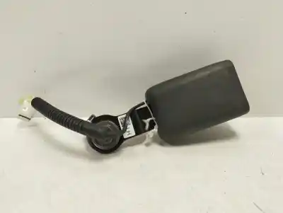 Автозапчастина б/у задній центральний гачок для hyundai tucson (tl, tle) 1.6 gdi посилання на oem iam 89830d7000  