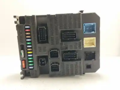 Second-hand car spare part fuse box unit for citroen c4 berlina lx oem iam references 9659285680  