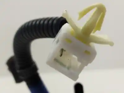 Автозапчасти б/у крюк для ремня задний правый за hyundai tucson (tl, tle) 1.6 gdi ссылки oem iam 89840d7000try  