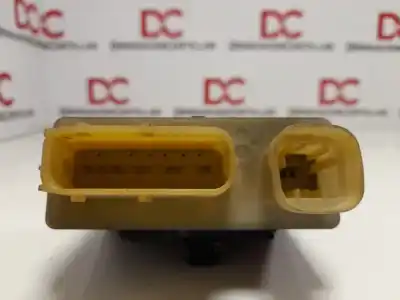 Second-hand car spare part GLOW PLUG for CITROEN C5 BERLINA  OEM IAM references 9652021180  018010951 // 10022645383