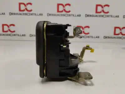 Автозапчасти б/у замок передней правой двери за RENAULT KANGOO (F/KC0) Authentique 58 CV / 43 KW ссылки OEM IAM 7701046800  