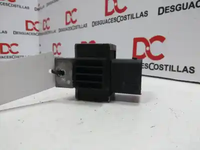 Second-hand car spare part glow plug for citroen berlingo xtr 1.6 hdi 92 oem iam references 9640469680  