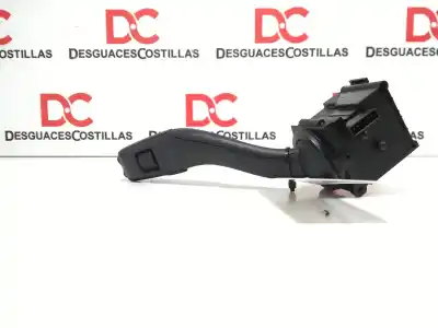 Pezzo di ricambio per auto di seconda mano  per AUDI A4 B6 (8E2)  Riferimenti OEM IAM 8E0953503B  