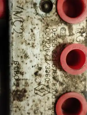 Peça sobressalente para automóvel em segunda mão abs por renault kangoo profesional referências oem iam 8200446599  